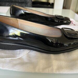 Salvatore Ferragamo Women's Flat Shoes/Patent Leather/Black/8